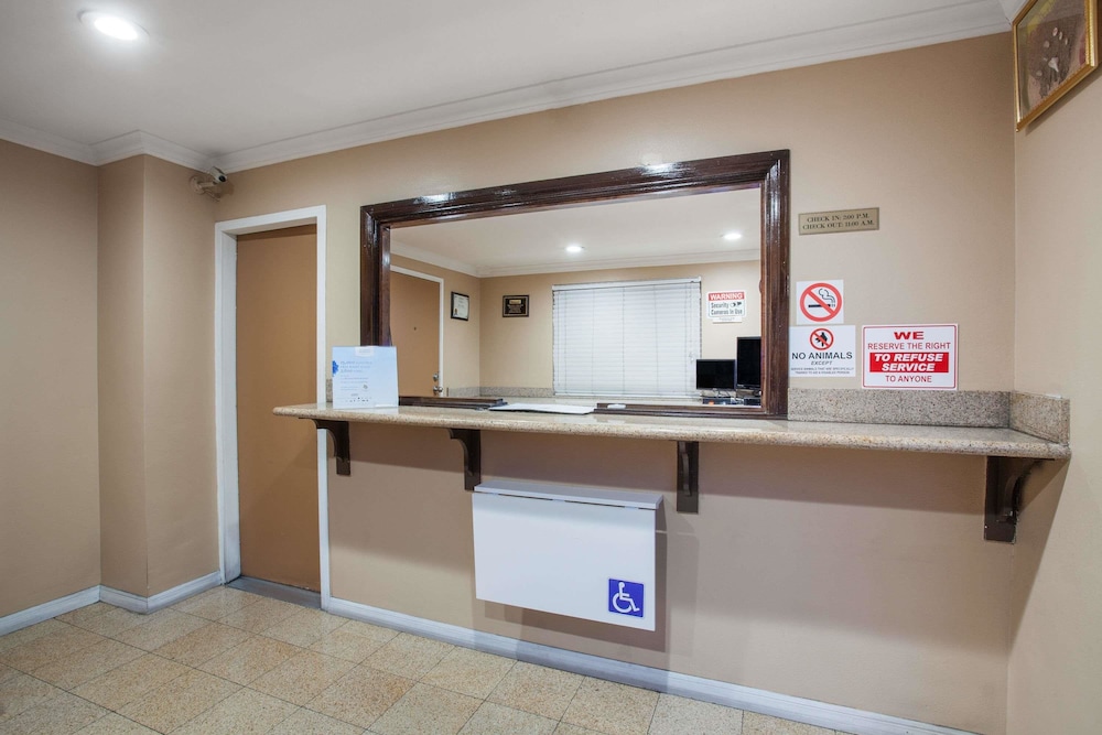 travelodge by wyndham ontario