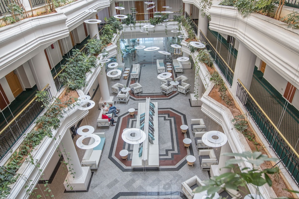 anastasia beach hotel