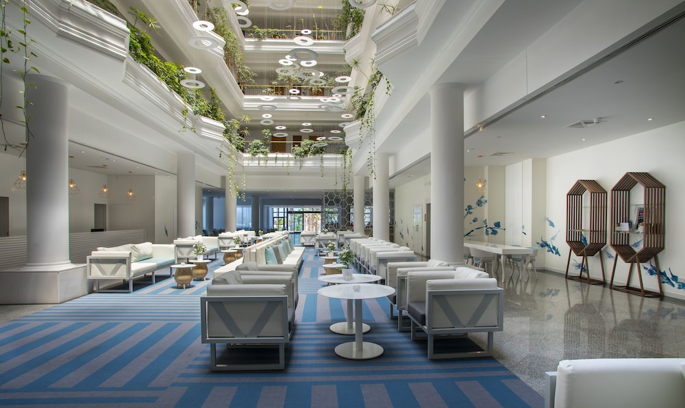 anastasia beach hotel