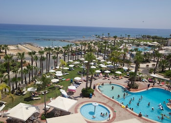 anastasia beach hotel