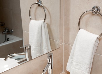 anastasia beach hotel