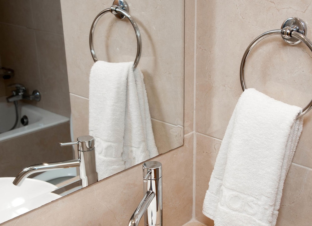 anastasia beach hotel