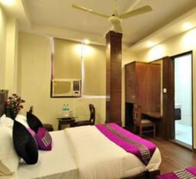 hotel toronto