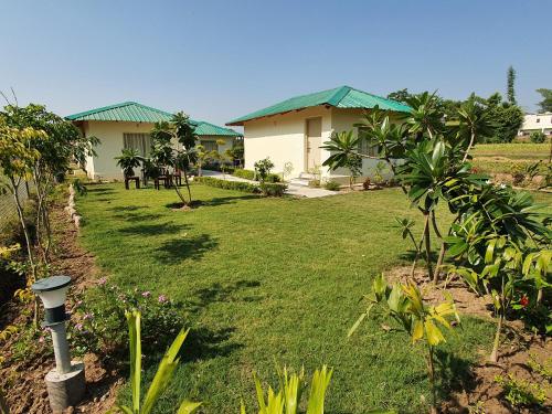the tiger claw resort