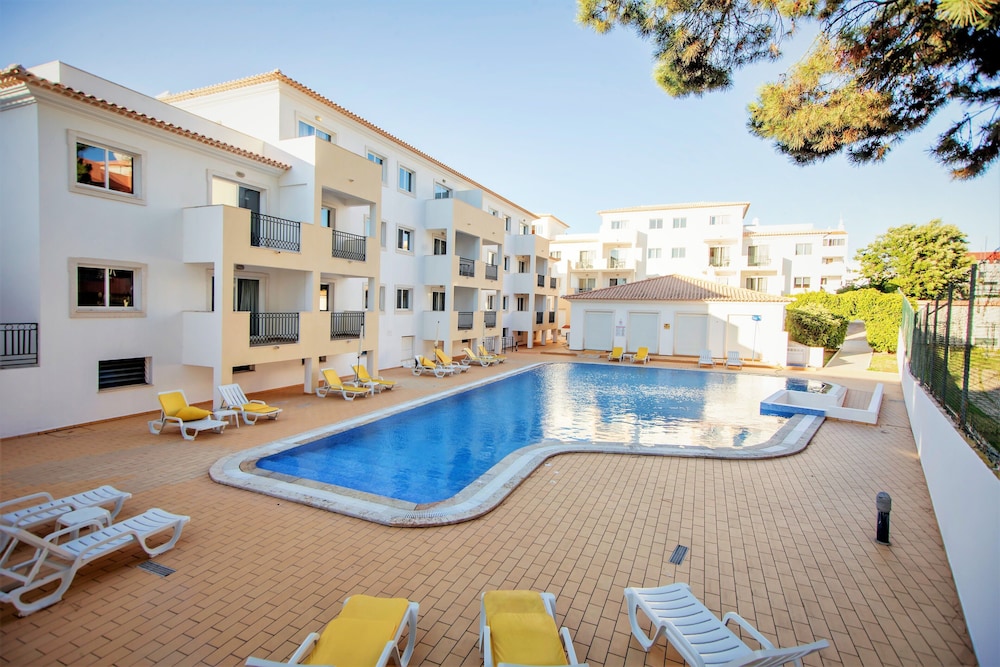 smy santa eulalia algarve