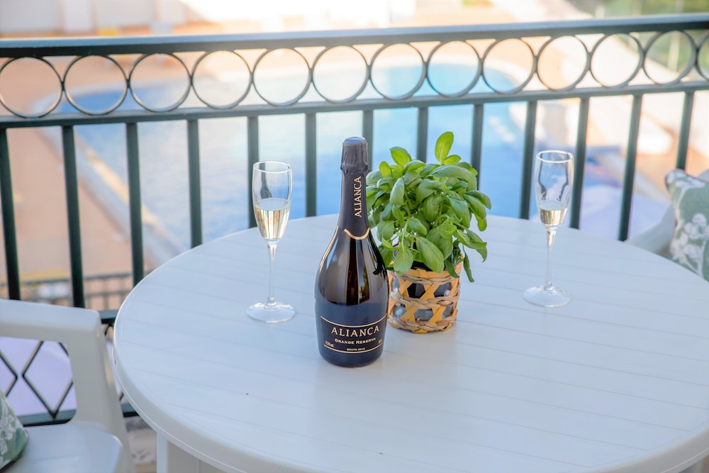 smy santa eulalia algarve