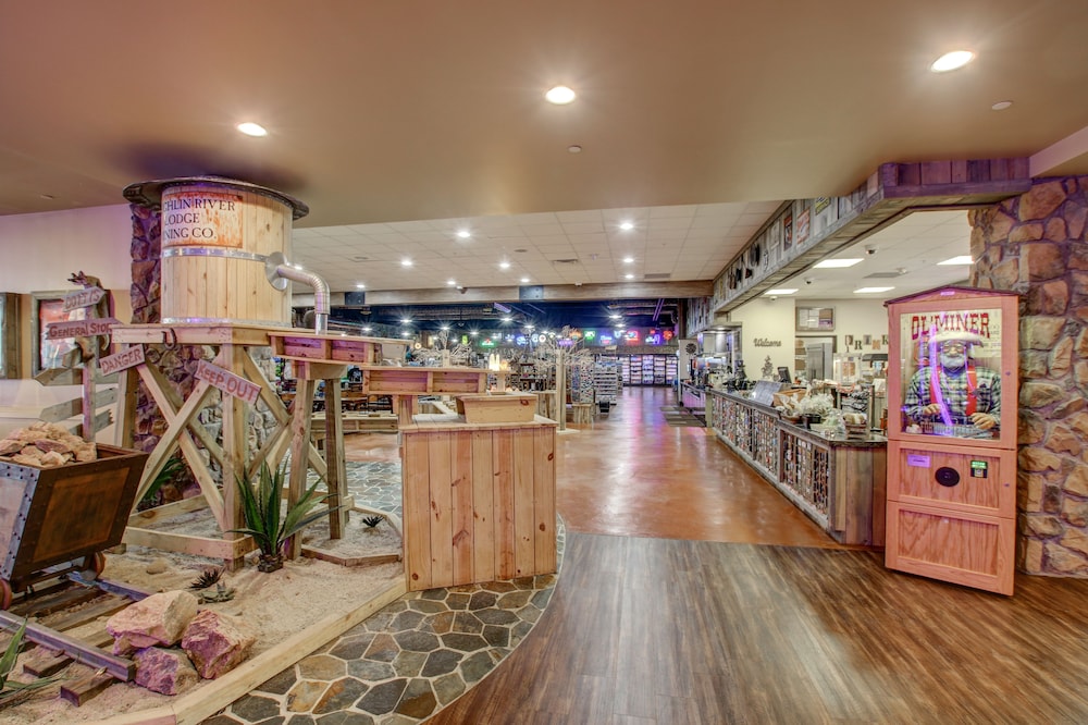 laughlin river lodge