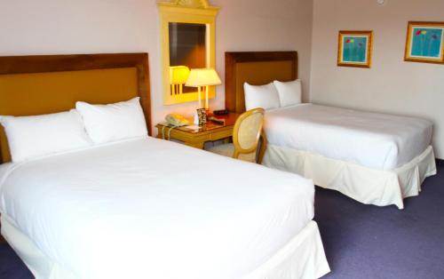 laughlin river lodge
