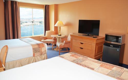 laughlin river lodge