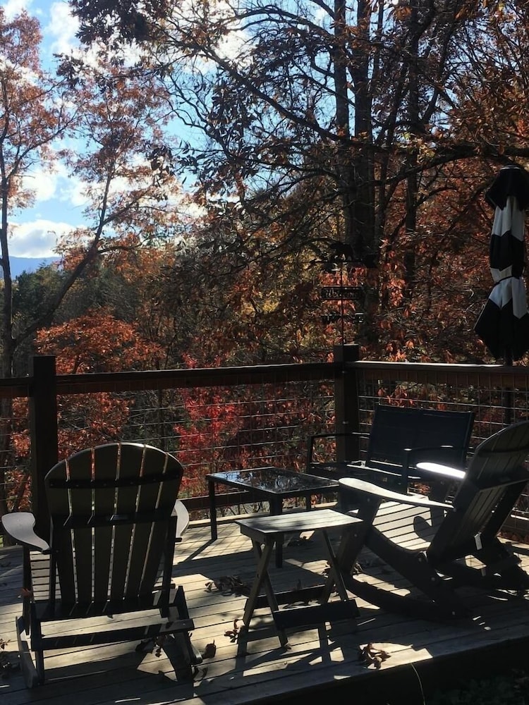 south side serenity 2 bedroom cabin by redawning