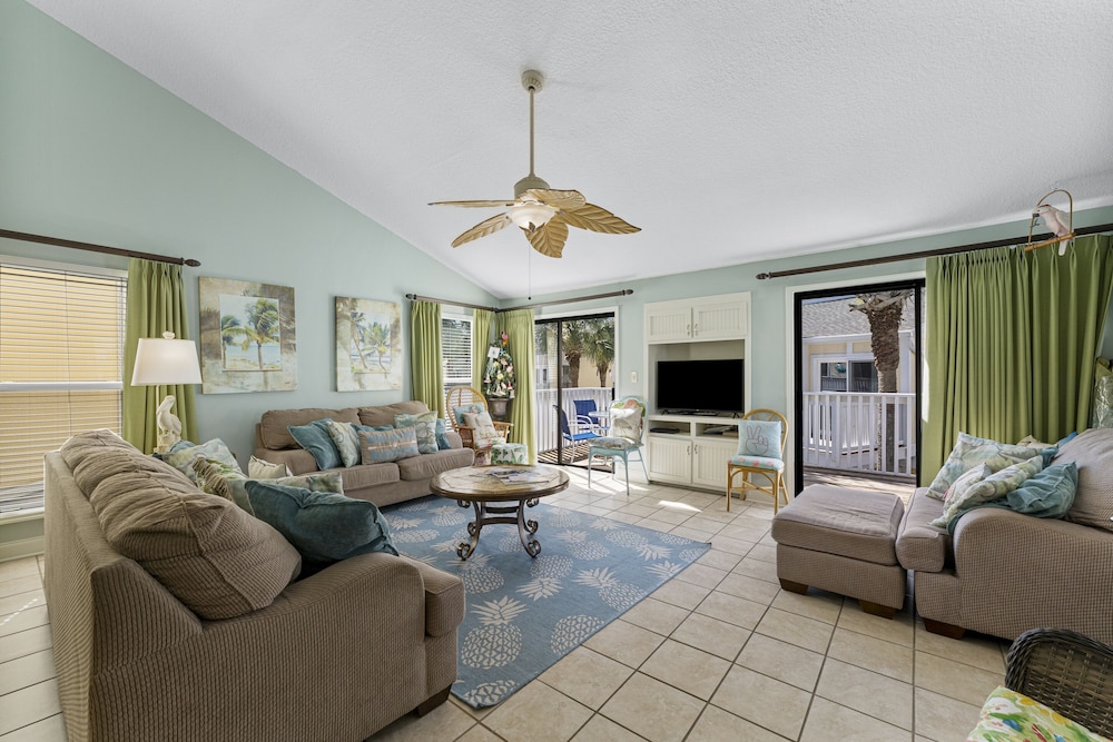 sandpiper cove resort by panhandle getaways