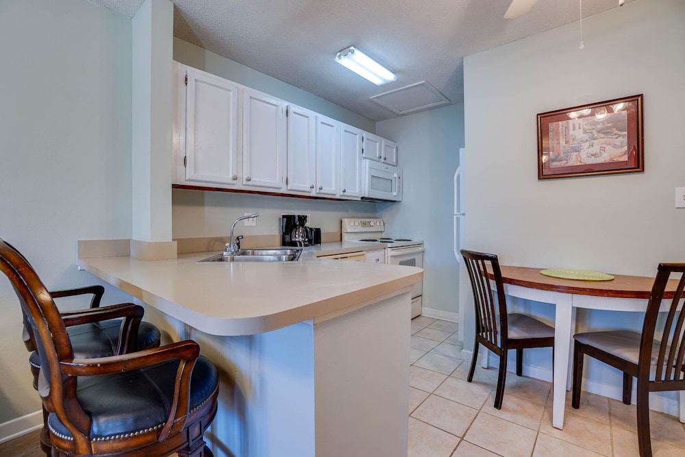 sandpiper cove resort by panhandle getaways