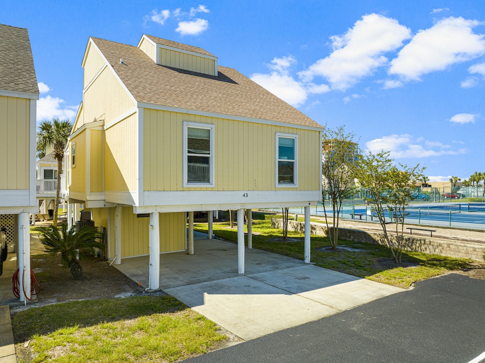 sandpiper cove resort by panhandle getaways