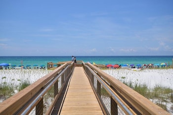sandpiper cove resort by panhandle getaways