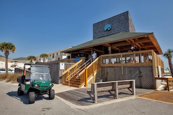 sandpiper cove resort by panhandle getaways