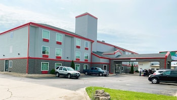 hotel champaign urbana university area