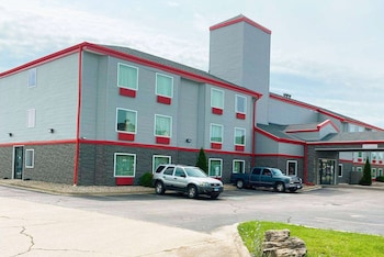 hotel champaign urbana university area