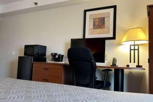 hotel champaign urbana university area