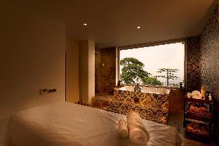 renest dunsvirk court mussoorie