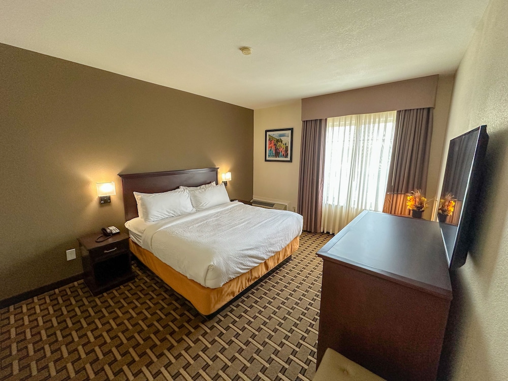 savai hotel ex best western overland park hotel