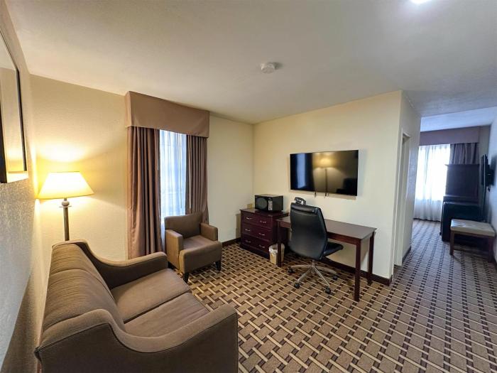 savai hotel ex best western overland park hotel