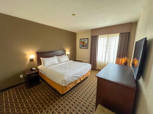savai hotel ex best western overland park hotel