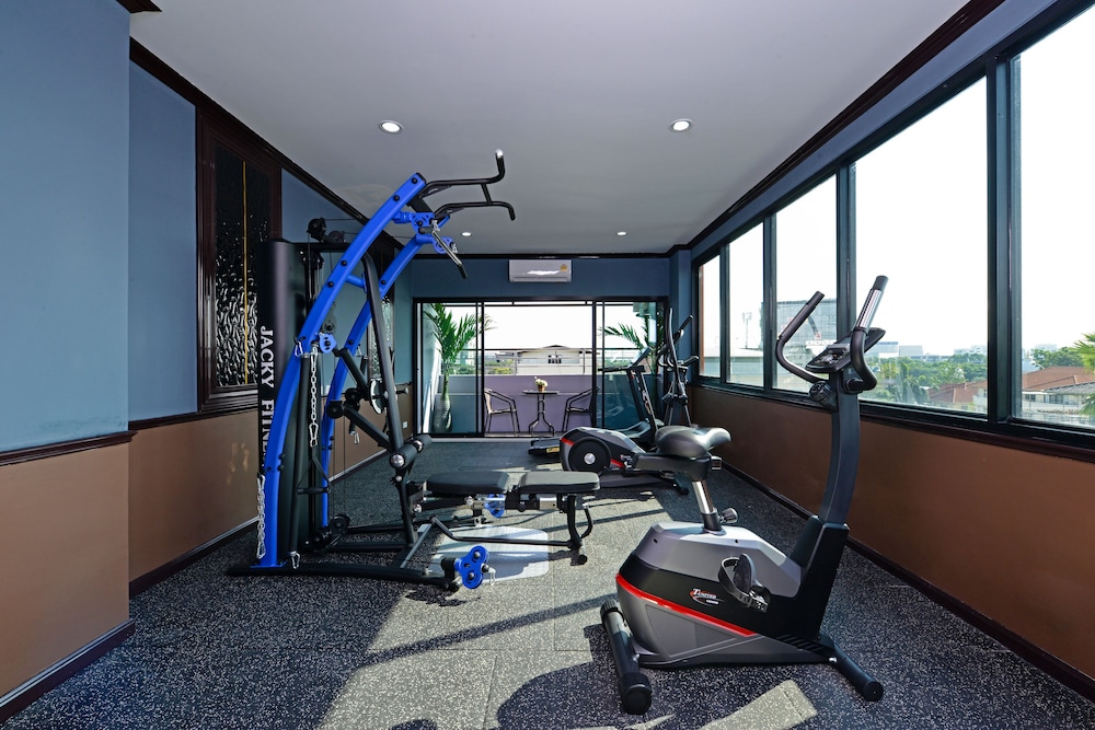 media hotel and residence