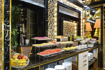 media hotel and residence