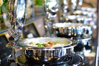 media hotel and residence