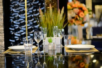 media hotel and residence