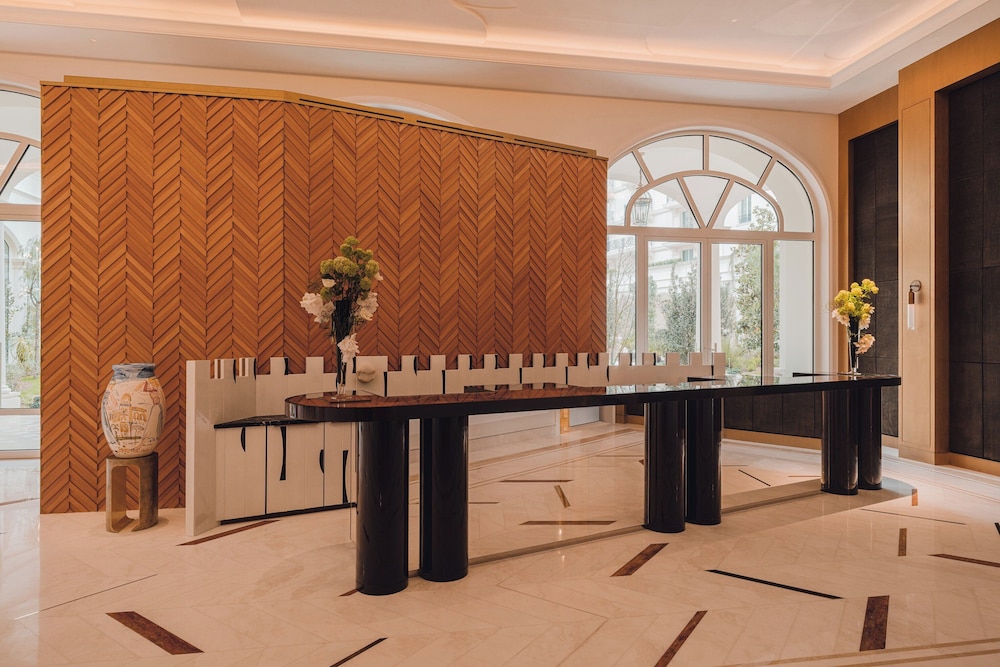 carlton cannes a regent hotel