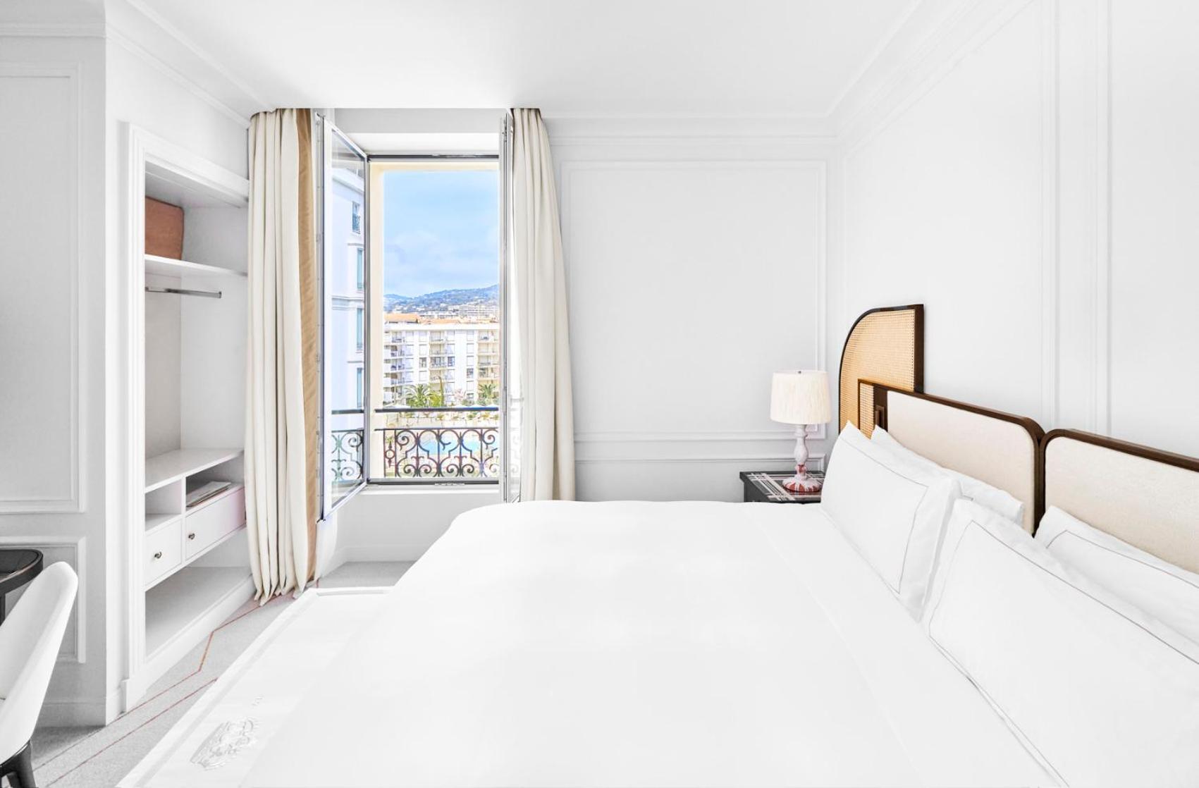 carlton cannes a regent hotel