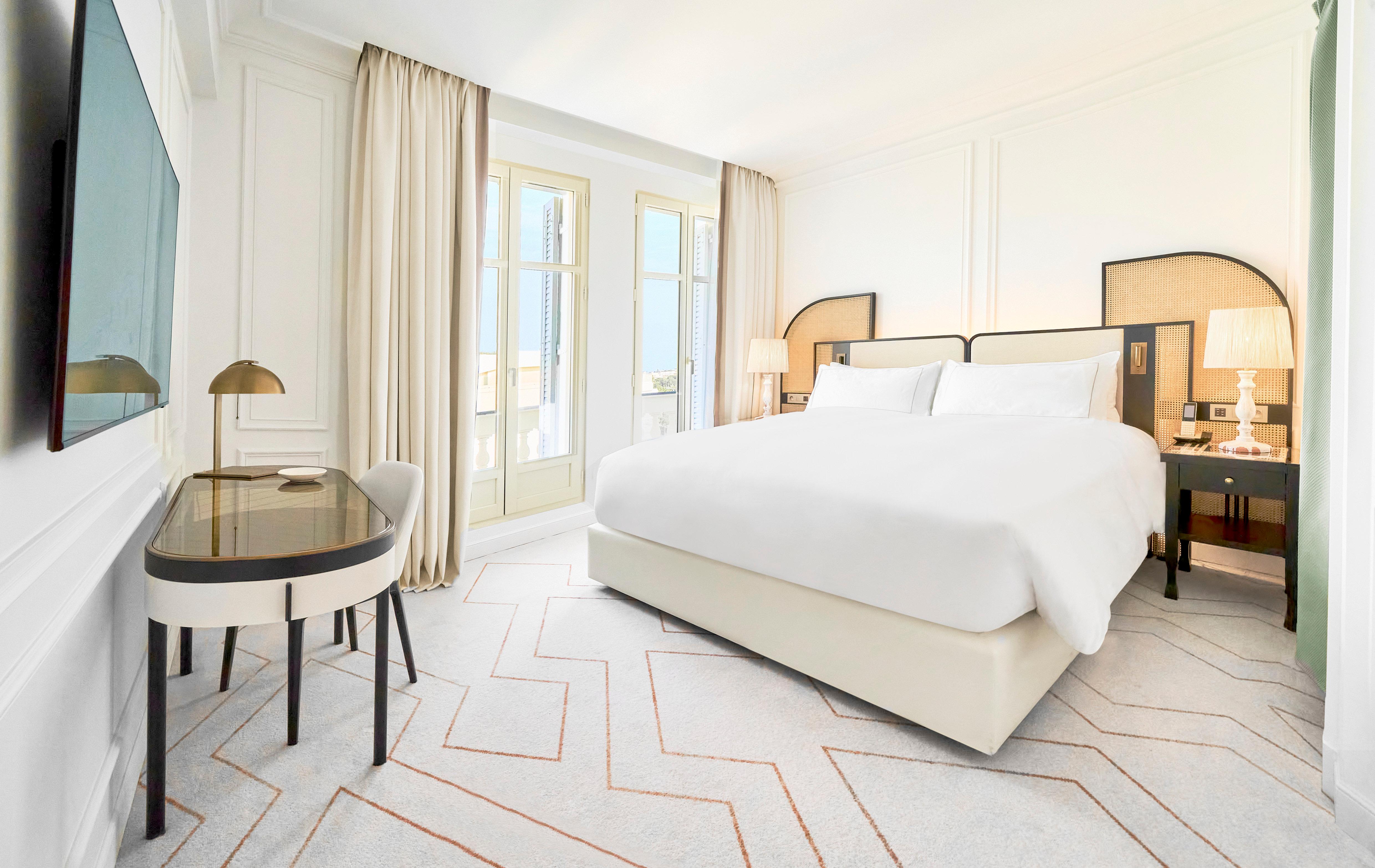 carlton cannes a regent hotel