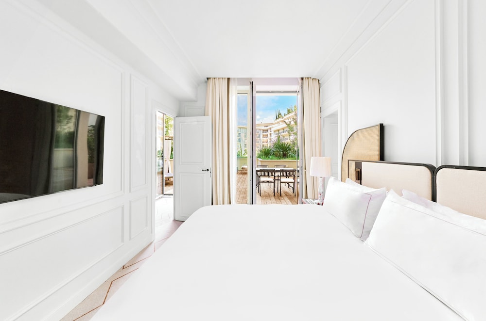 carlton cannes a regent hotel