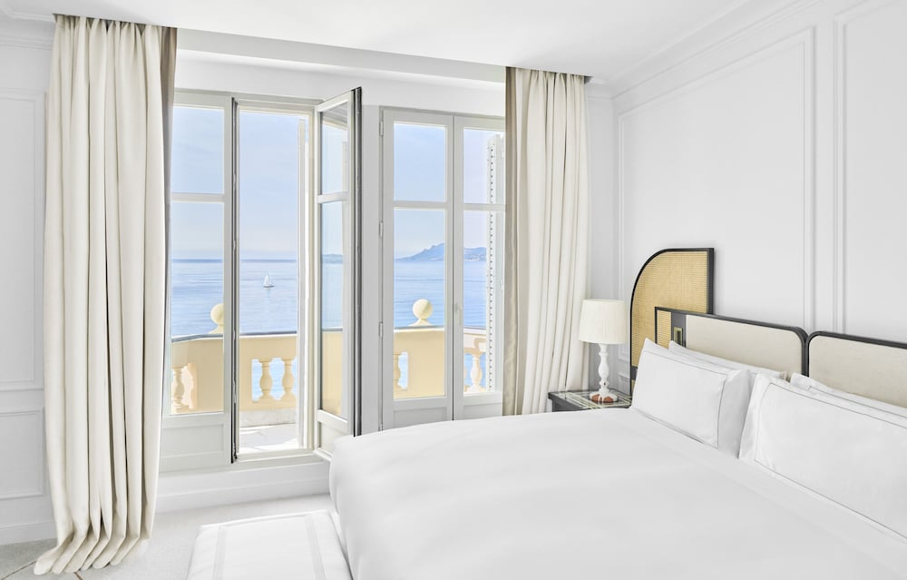 carlton cannes a regent hotel