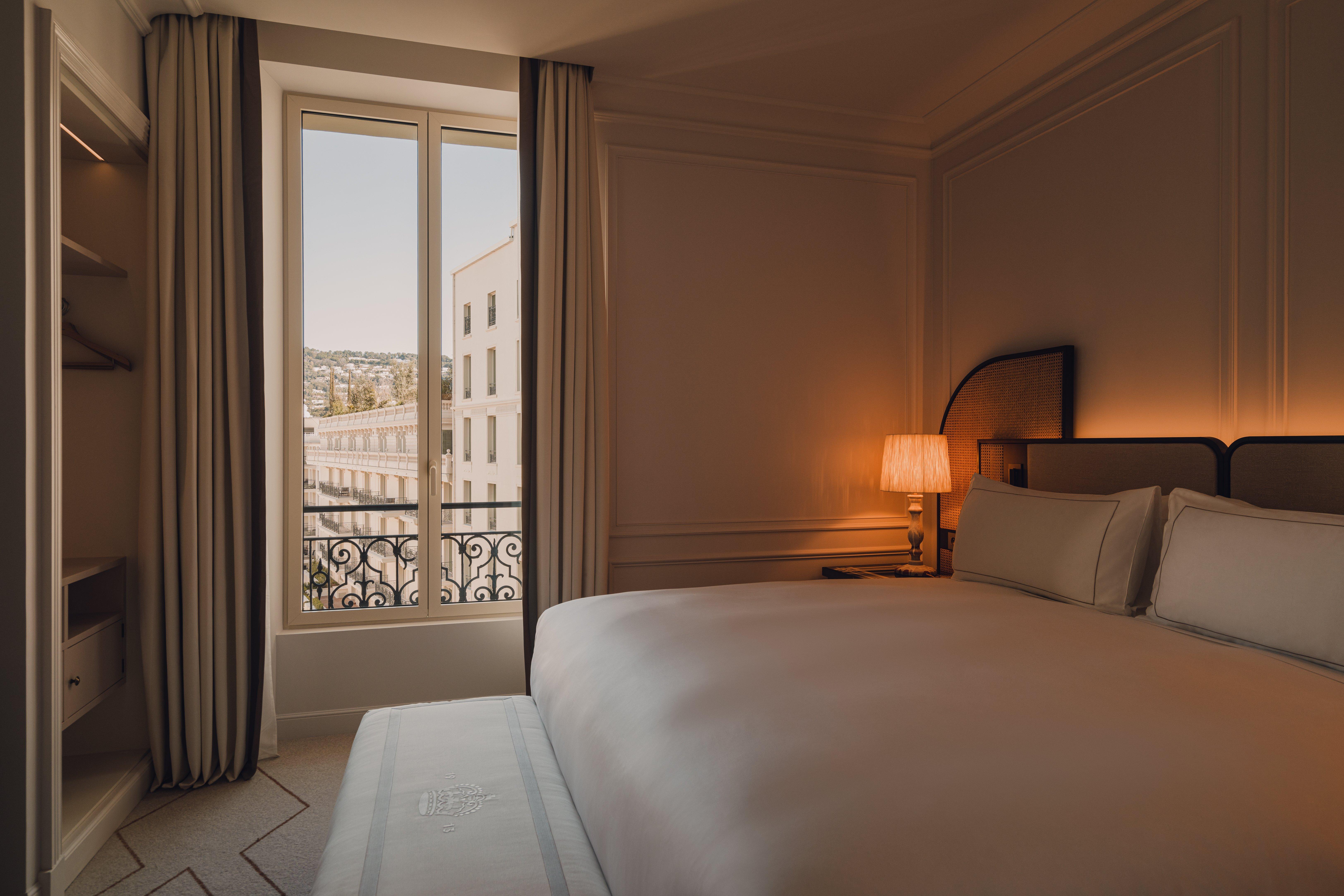 carlton cannes a regent hotel