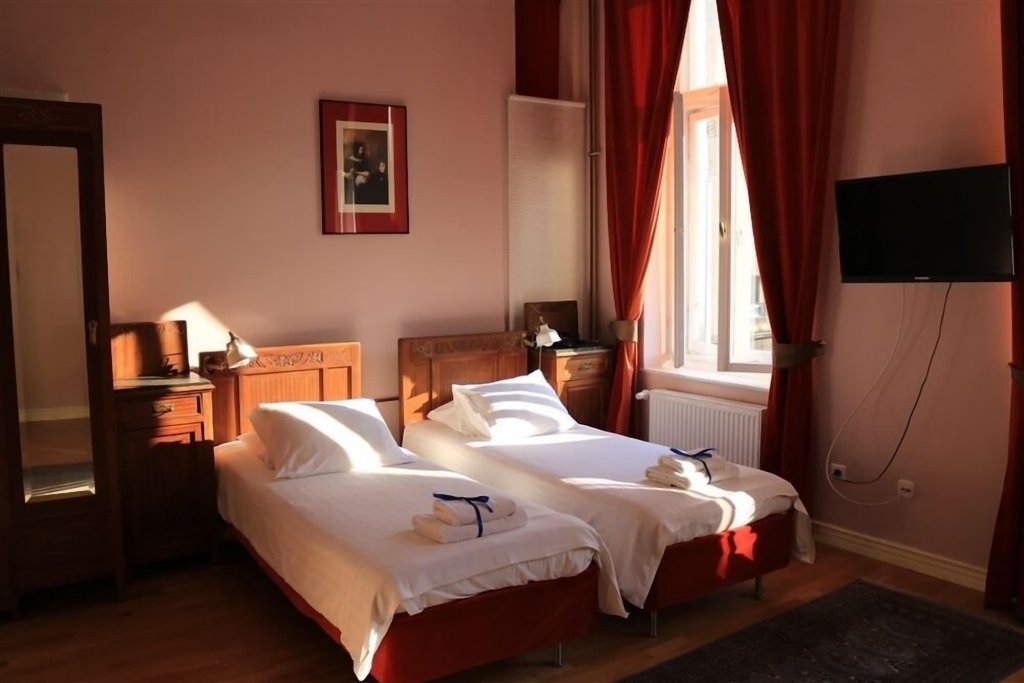 Chopin Boutique,Warsaw>>Srodmiescie,3 star