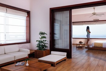 gokulam grand turtle on the beach