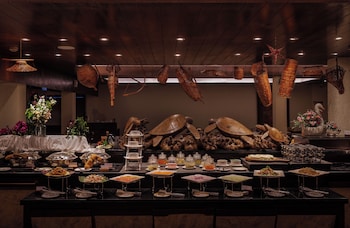 gokulam grand turtle on the beach