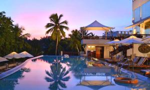 gokulam grand turtle on the beach