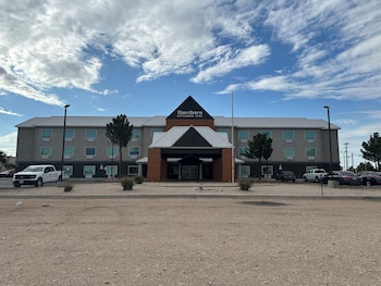 hawthorn extended stay by wyndham hobbs