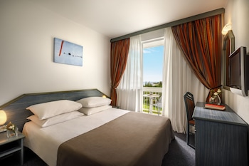 laguna maradiso hotel by aminess
