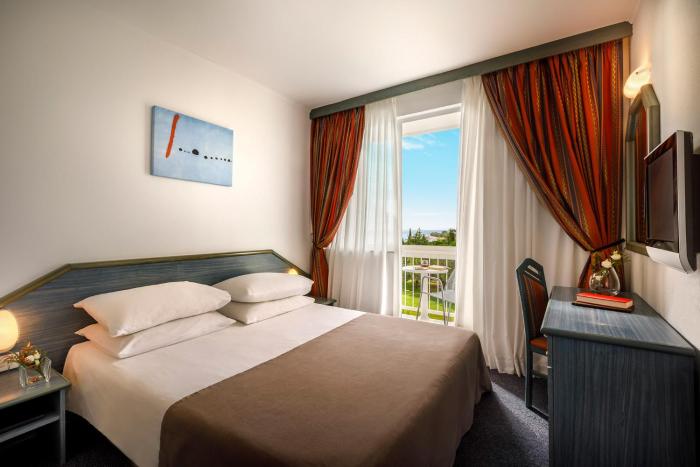laguna maradiso hotel by aminess