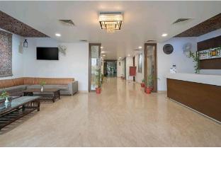 hotel the agra grande