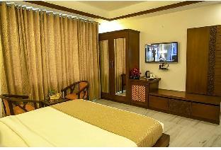 hotel the agra grande