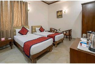 hotel the agra grande