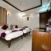 hotel the agra grande