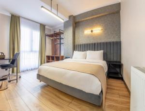 lenora airport hotel