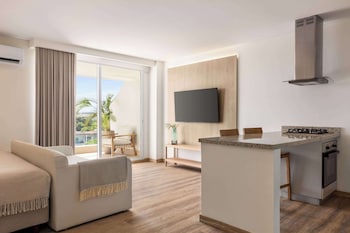 wyndham santa marta aluna beach