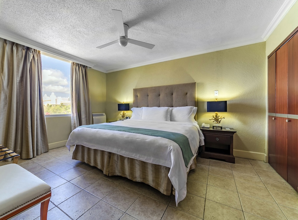 brickell bay beach resort aruba trademark by wyndham